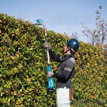 MAKITA DUN500WRTE Akkus magassági sövényvágó 50cm (18V) (2x5.0 Ah)