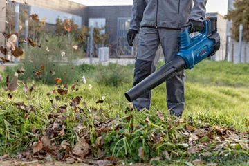 BOSCH GBL 18V-750 Akkus szénkefementes lombfúvó BiTurbo (18V) (Akku és töltő nélkül)