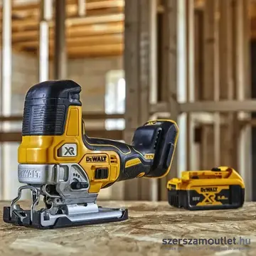DEWALT DCS335NT-XJ Akkus szénkefementes szúrófűrész TSTAK kofferben 18V (Akku és töltő nélkül)