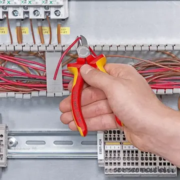 KNIPEX Oldalcsipőfogó 125mm (70 06 125)