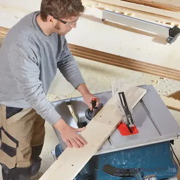 BOSCH GTS 635-216 Professional Asztali fűrész 216mm, 1600W/230V (0601B42001)