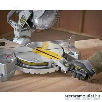 STANLEY SM1650-QS Gérvágó fűrész 254x2,8x30mm, 1650W/230V