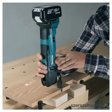 MAKITA DTM51Z Akkus multifunkciós gép (18V) (Akku és töltő nélkül!)