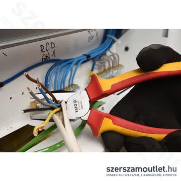 YATO Kombinált fogó 1000V-ig szigetelt 200mm (YT-21153)