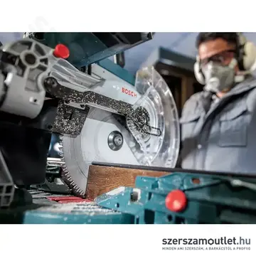 BOSCH Multi Material körfűrészlap gérvágó és asztali körfűrészhez, 260x3,2/2,5x30mm 80 fog, HLTCG