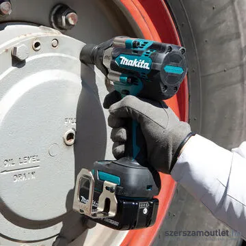 MAKITA DTW700RTJ Akkus szénkefementes ütvecsavarozó 1/2" MakPac kofferben (2x18V/5,0Ah)
