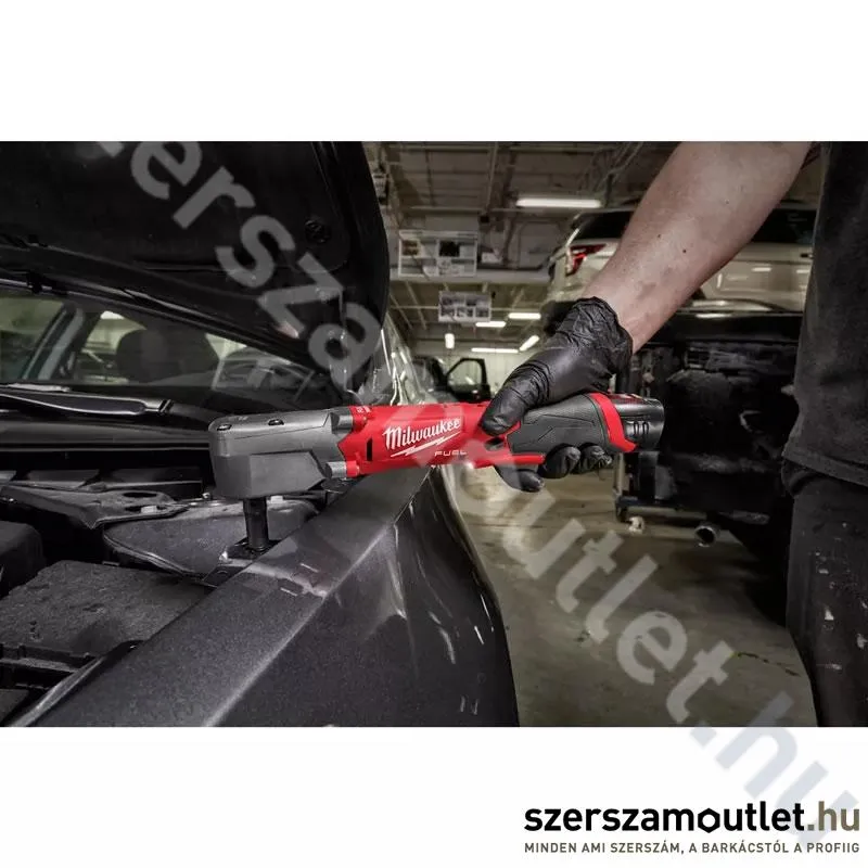 MILWAUKEE M12 FRAIWF38-0 Akkus sarok ütvecsavarozó (12V 3/8